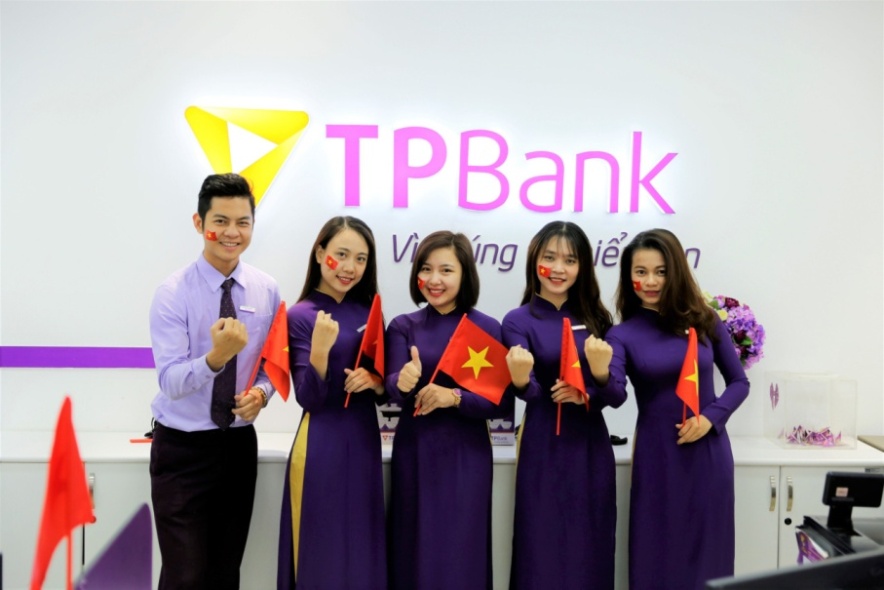 Truyền thông - TPBank tặng ngay 1 tỷ đồng cho tuyển Việt Nam, cộng thêm 1 tỷ nữa mừng vô địch AFF Cup