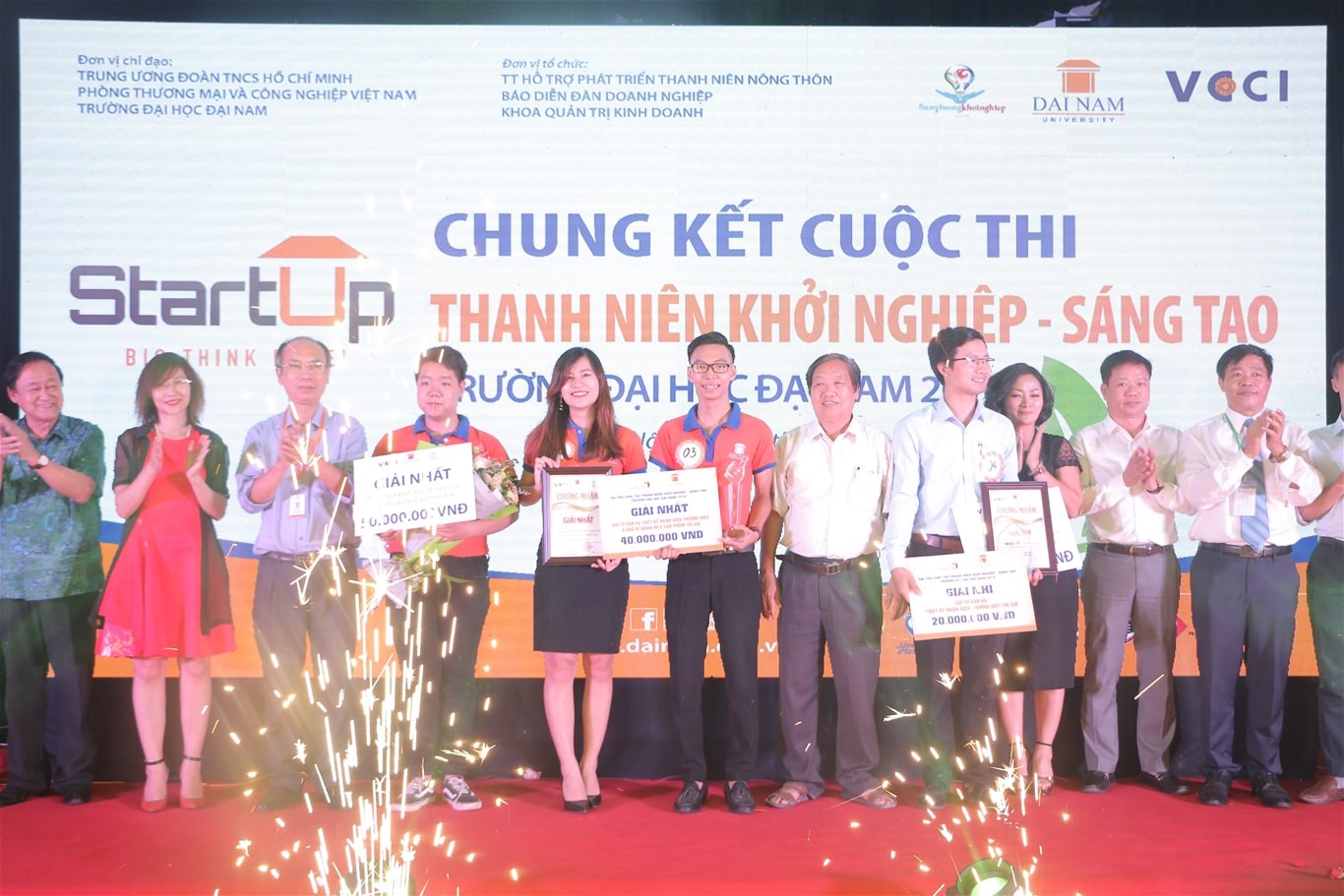 Truyền thông - “Trang trại Hắc mộc heo” của sinh viên Đại Nam vào top 6 cuộc thi Khởi nghiệp Quốc gia 2018 (Hình 2).