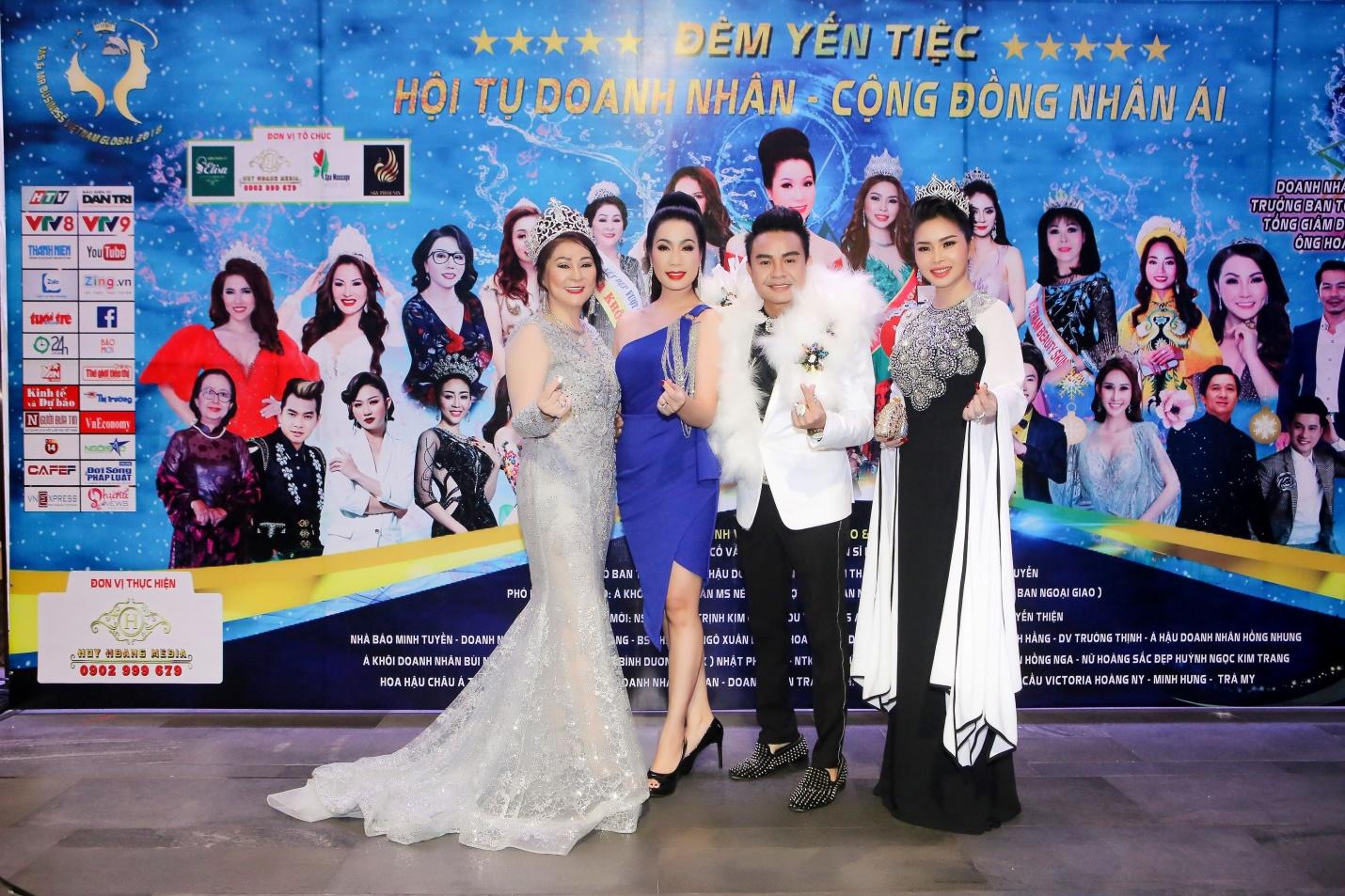 Cần biết - Đêm yến tiệc lộng lẫy và đẳng cấp do “ông trùm sự kiện showbiz Việt” Huy Hoàng tổ chức (Hình 4).