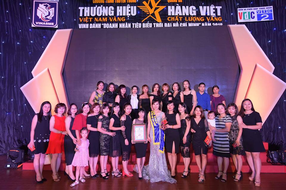 Truyền thông - Cô nàng 9X chia sẻ cách mua xe, xây nhà, nắm giữ 3 sổ tiết kiệm sau 1 năm bán hàng online (Hình 5).