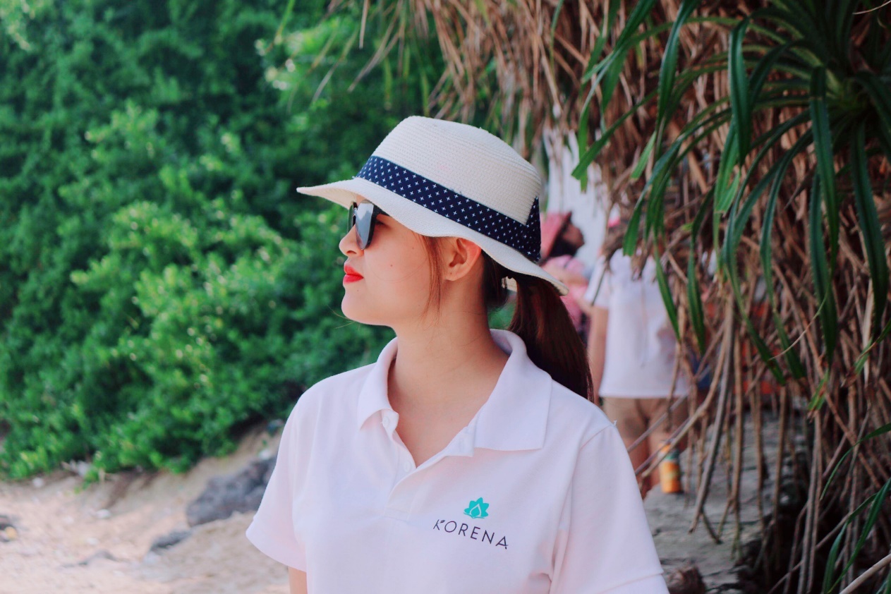 Truyền thông - Bỏ nghề luật sư, cô gái có thu nhập đáng mơ ước khi kinh doanh mỹ phẩm (Hình 2).
