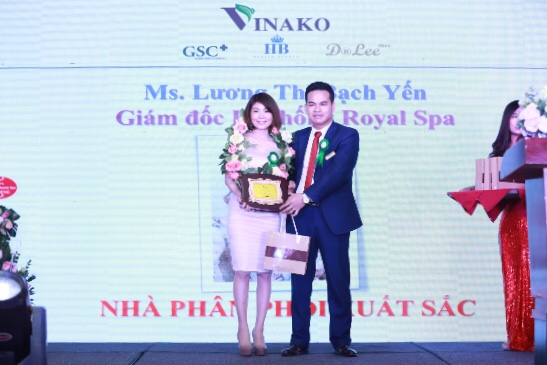 Thương hiệu - Vinako lĩnh ấn tiên phong nâng cao chất lượng chăm sóc sắc đẹp Việt 2019 (Hình 2).