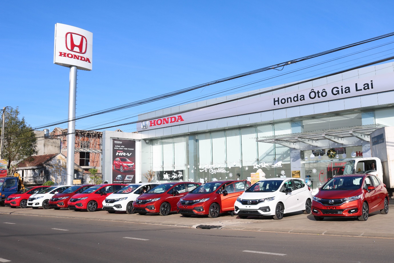 Thương hiệu - Dịch vụ Honda Ôtô Gia Lai: Lịch sự – Nhiệt tình – Chuyên nghiệp – Trách nhiệm (Hình 4).