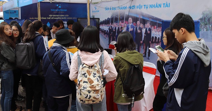 Truyền thông - Tân Á Đại Thành mang đến nhiều cơ hội việc làm tại NEU CAREER EXPO 2019 (Hình 3).