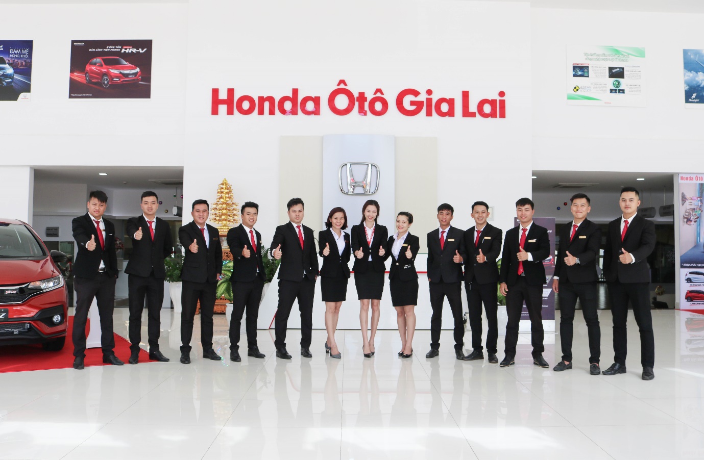 Thương hiệu - Tưng bừng ngày hội trưng bày, lái thử xe và lái xe an toàn do Honda Ôtô Gia Lai – Pleiku tổ chức