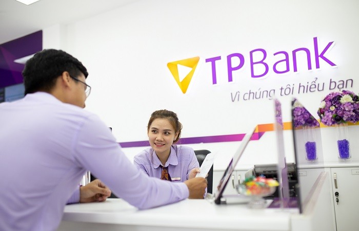 Truyền thông - Bật mí bí mật đằng sau sự chỉn chu, thanh lịch của giao dịch viên TPBank