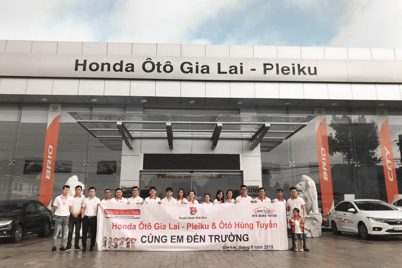 Cần biết - Honda ô tô Gia Lai - Pleiku chia sẻ yêu thương cùng các em học sinh khó khăn trên địa bàn