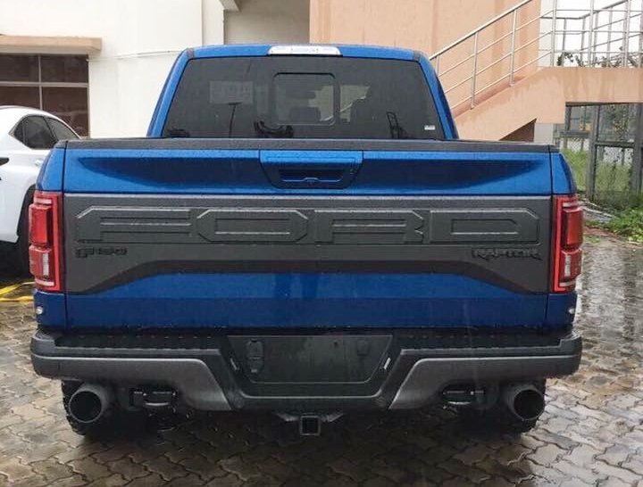 Xe++ - 'Siêu bán tải' Ford F-150 Raptor 2017 thứ 5 cập bến Việt Nam (Hình 2).