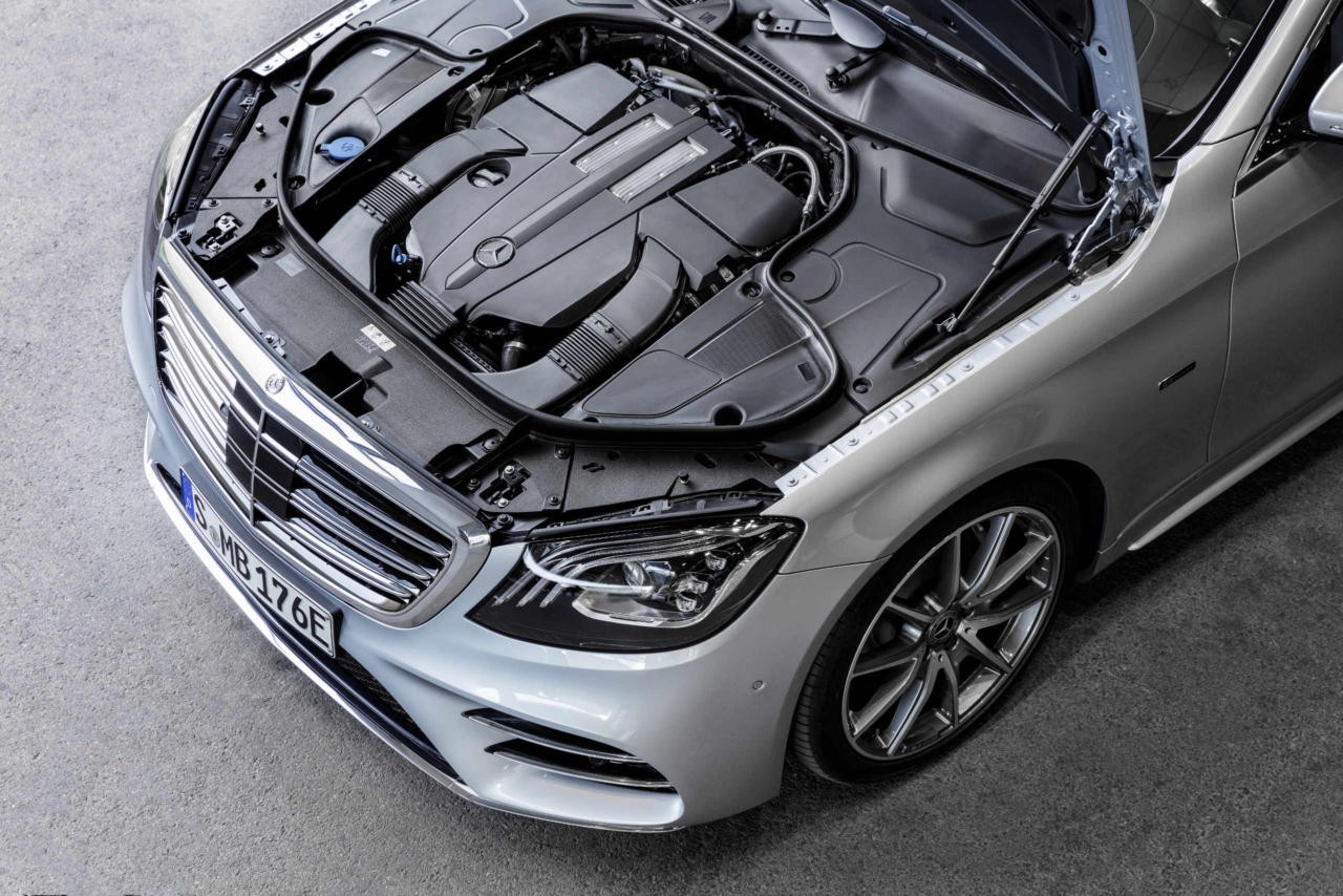 Xe++ - Mercedes-Benz S560e: Xe sang tiêu thụ nhiên liệu ngang xe máy (Hình 2).