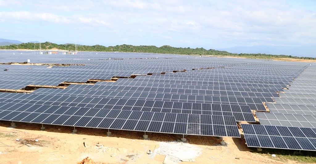 Tin nhanh - Ninh Thuận: Khánh thành Nhà máy điện mặt trời đầu tiên hơn 1.000 tỷ (Hình 9).