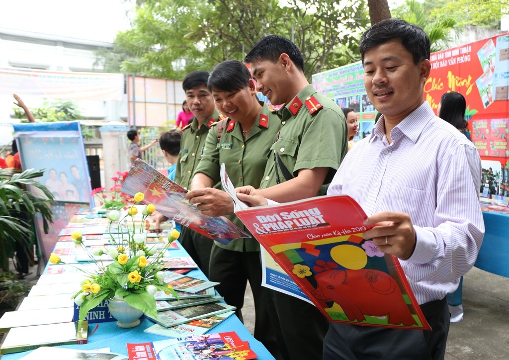 Tin nhanh - Ninh Thuận: Náo nức khai mạc Hội Báo xuân Kỷ Hợi 2019 (Hình 3).