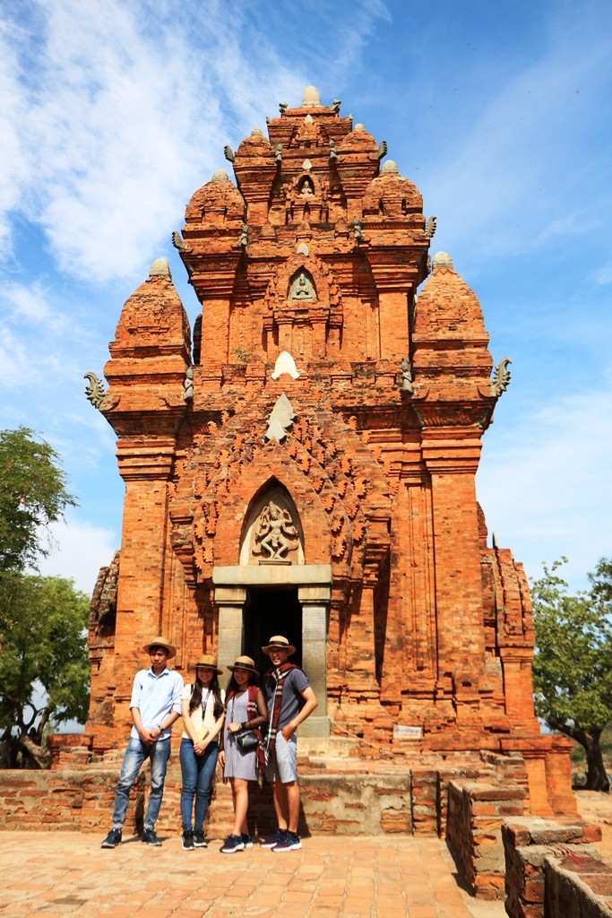 Văn hoá - Vui xuân trên vùng đất đầy nắng và gió Ninh Thuận