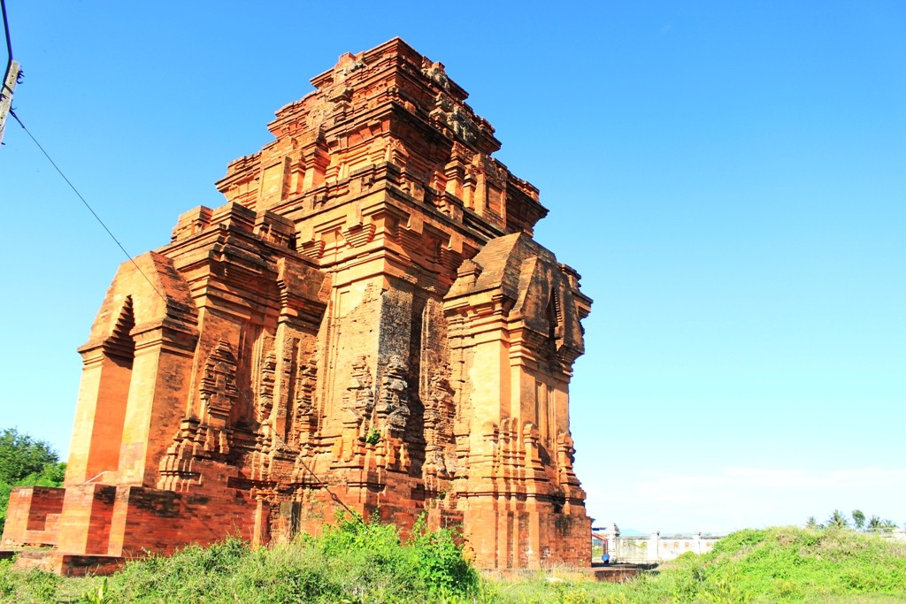 Văn hoá - Vui xuân trên vùng đất đầy nắng và gió Ninh Thuận (Hình 5).