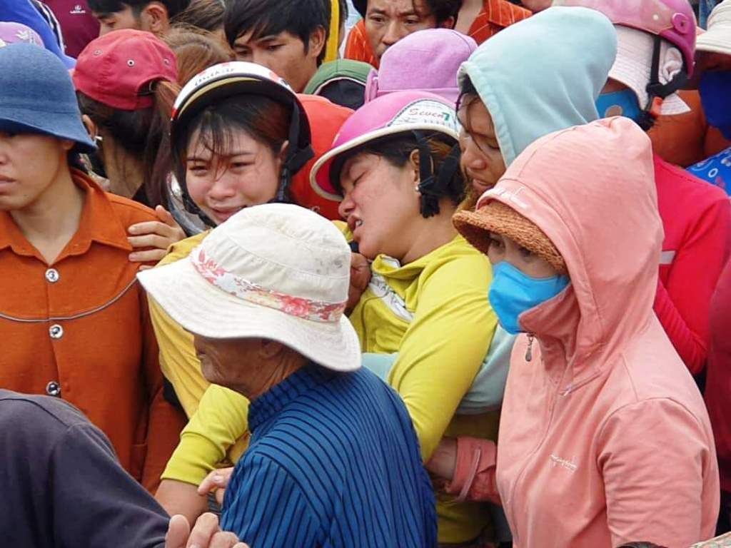 Dân sinh - Ninh Thuận: Làng biển se thắt nỗi đau bốn ngư dân tử nạn và một đang mất tích trên biển