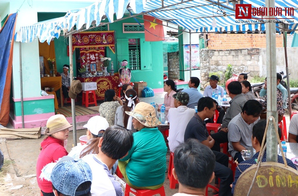 Dân sinh - Ninh Thuận: Làng biển se thắt nỗi đau bốn ngư dân tử nạn và một đang mất tích trên biển (Hình 3).