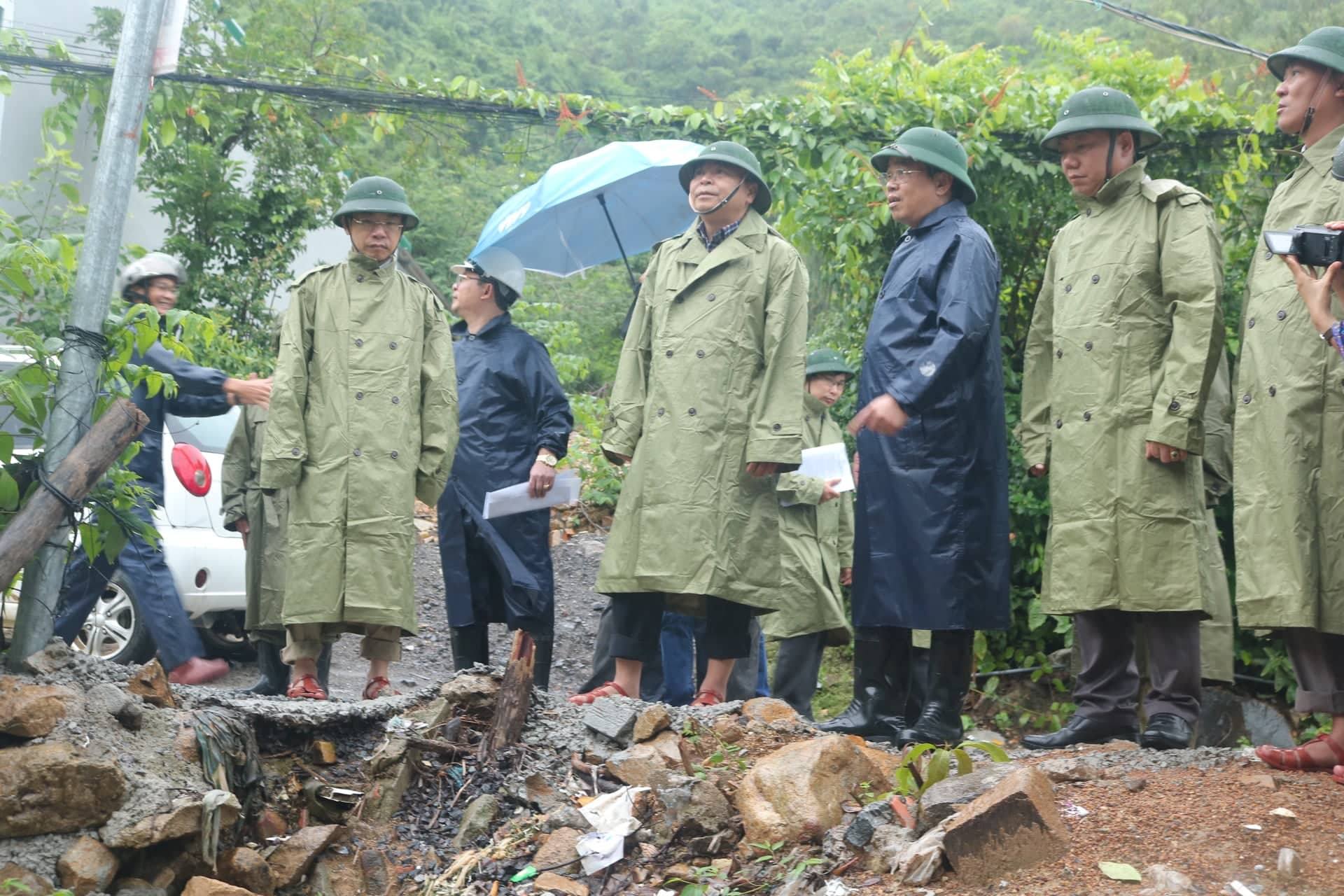 Tin nhanh - Thứ trưởng Bộ Nông nghiệp chỉ đạo phòng chống bão số 6 tại tỉnh Khánh Hòa
