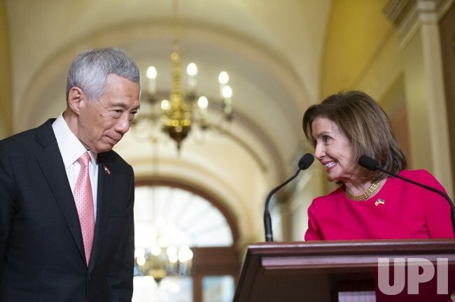 Thế giới - Chủ tịch Hạ viện Mỹ Pelosi kêu gọi Singapore hỗ trợ các nhóm LGBTQ