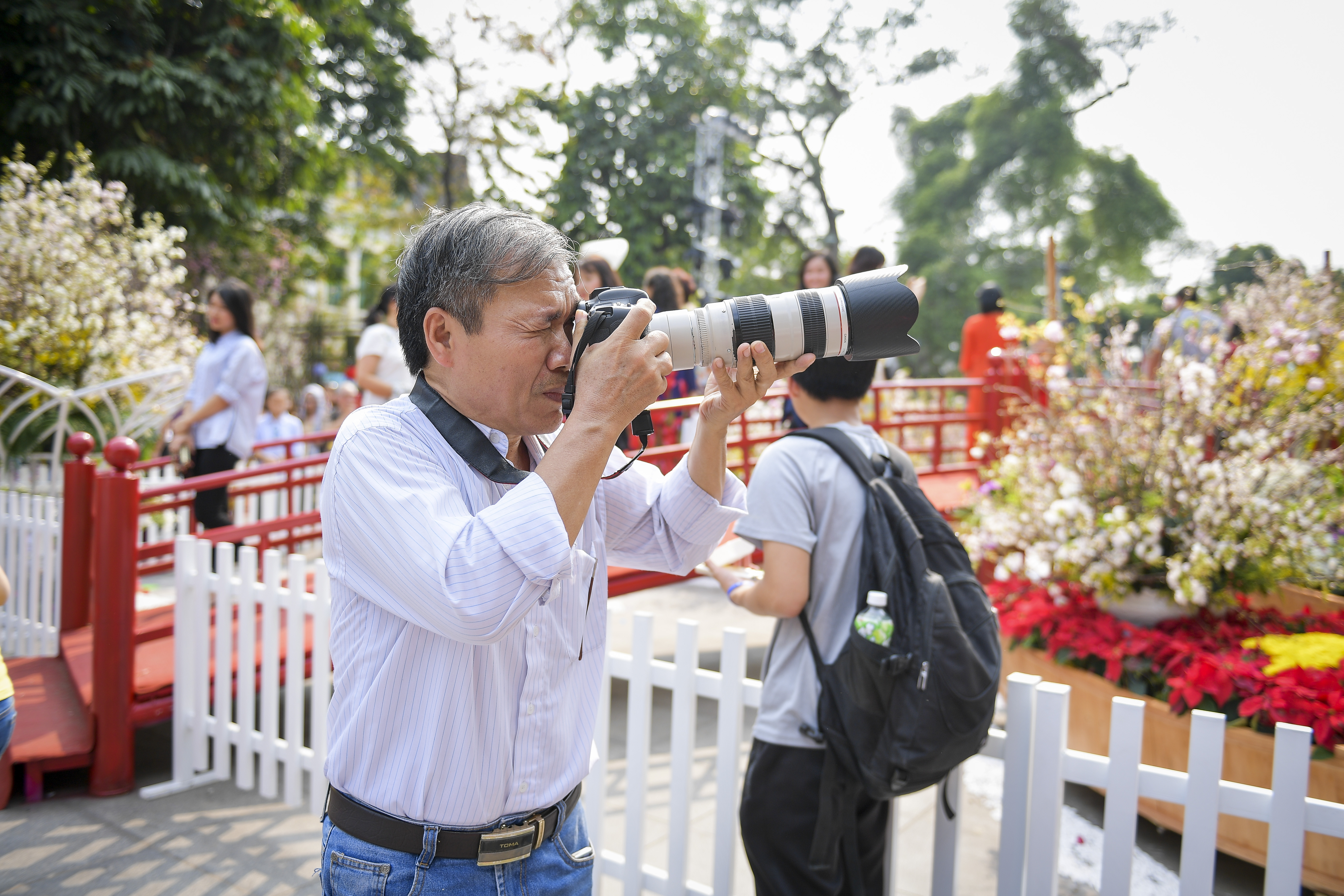 Văn hoá - Dòng người hào hứng tham gia Lễ hội hoa anh đào 2019 (Hình 9).