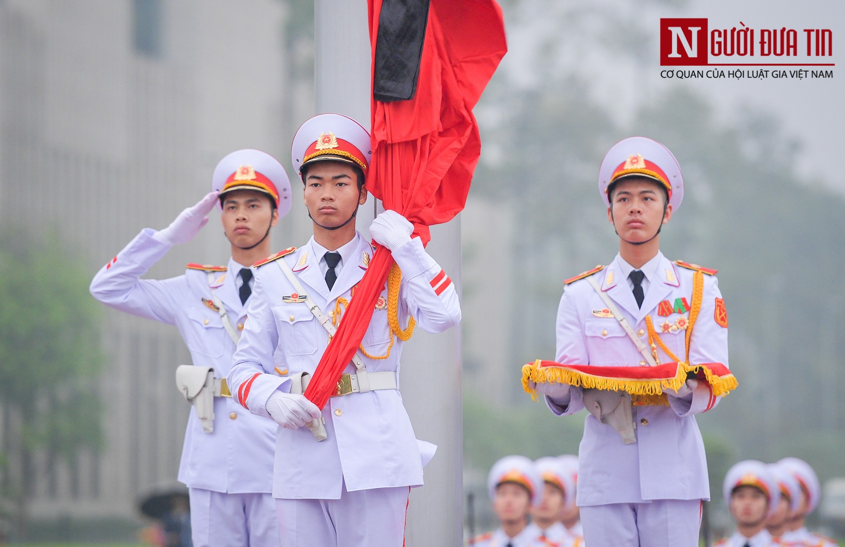 Xã hội - Lễ thượng cờ rủ Quốc tang Nguyên Chủ tịch nước Lê Đức Anh (Hình 8).