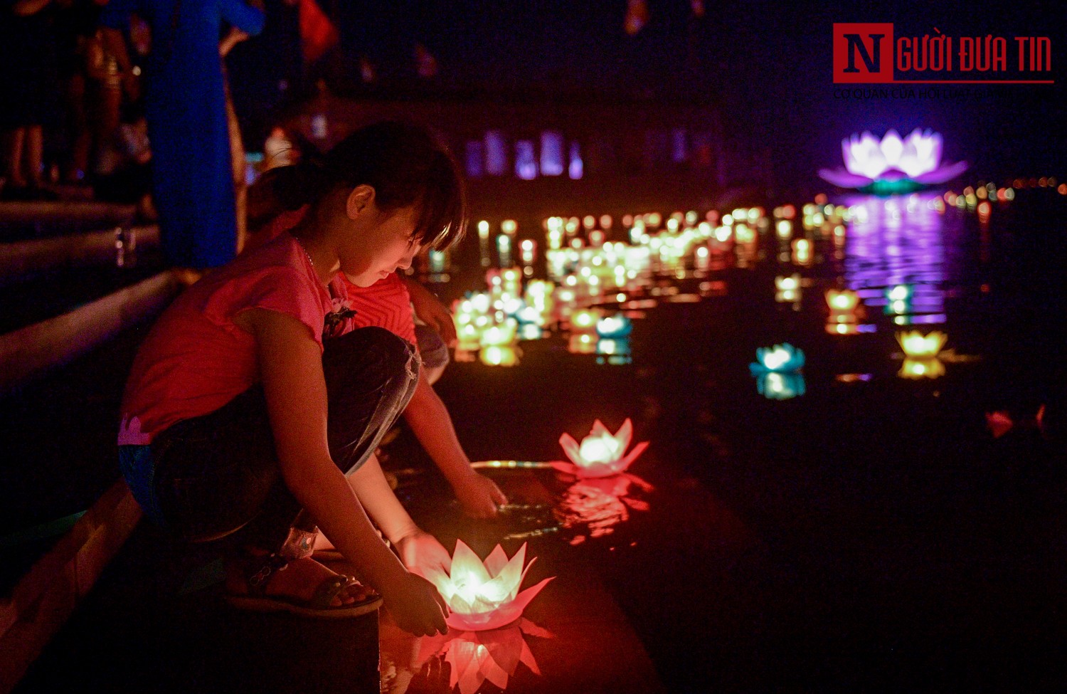 Văn hoá - Lung linh lễ hội hoa đăng mừng Đại lễ Phật đản Vesak 2019 (Hình 9).