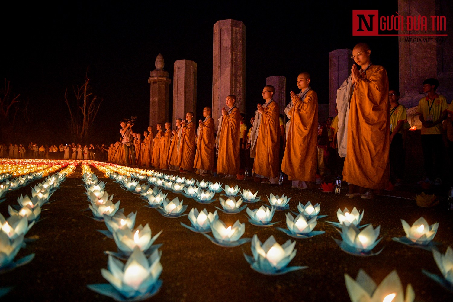 Văn hoá - Lung linh lễ hội hoa đăng mừng Đại lễ Phật đản Vesak 2019 (Hình 4).