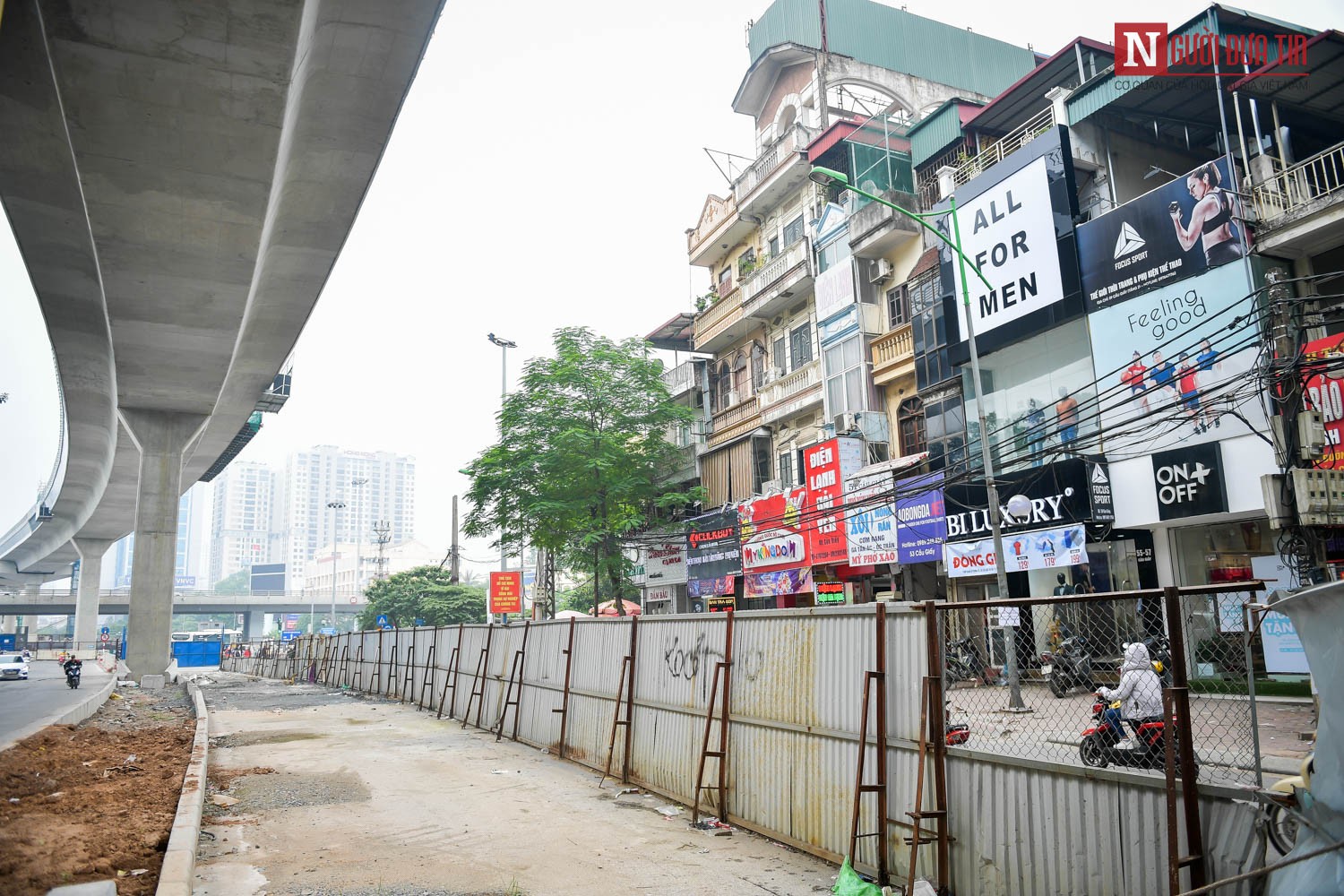 Tin nhanh - Những “lưỡi hái tử thần” sắc lẹm dưới chân đường sắt trên cao (Hình 9).