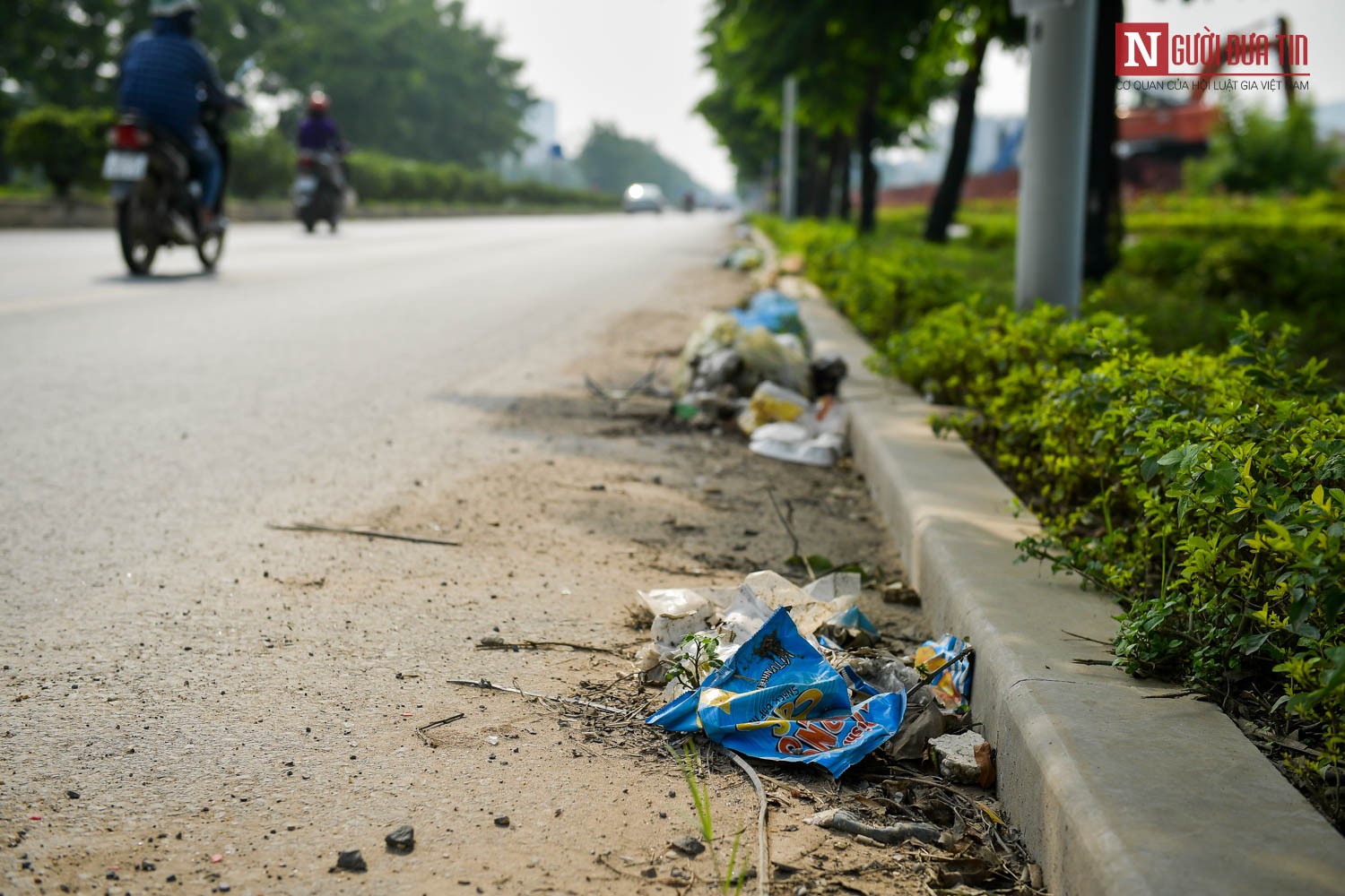 Tin nhanh - Hà Nội: Rác thải bủa vây phố Trịnh Văn Bô, gây mất an toàn giao thông (Hình 8).