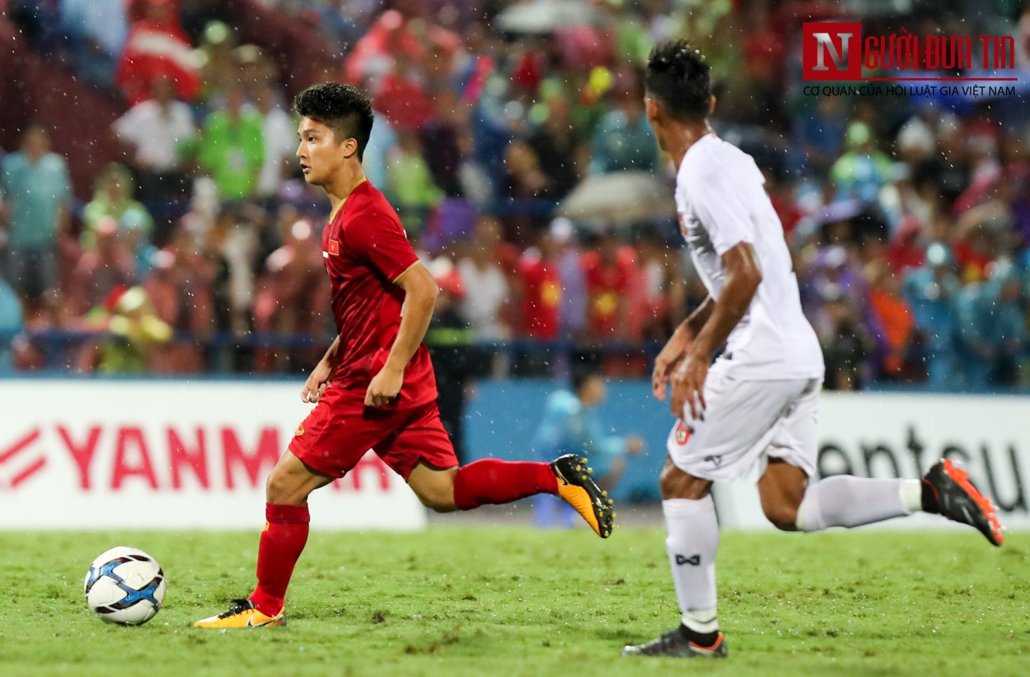 Tin nhanh - Chùm ảnh: “Thủy chiến” đất Tổ, U23 Việt Nam đè bẹp U23 Myanmar (Hình 23).