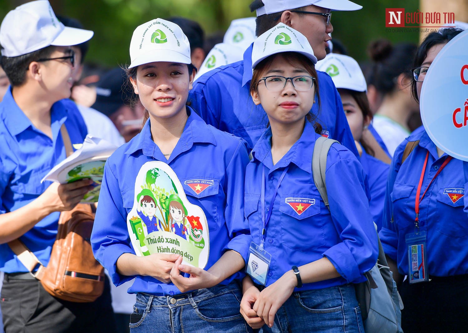 Môi trường - Thủ tướng Nguyễn Xuân Phúc cùng hàng nghìn bạn trẻ Thủ đô phát động phong trào chống rác thải nhựa (Hình 5).