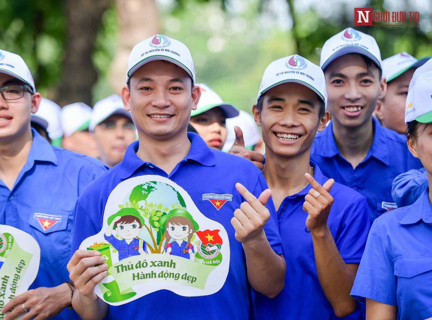 Môi trường - Thủ tướng Nguyễn Xuân Phúc cùng hàng nghìn bạn trẻ Thủ đô phát động phong trào chống rác thải nhựa (Hình 9).