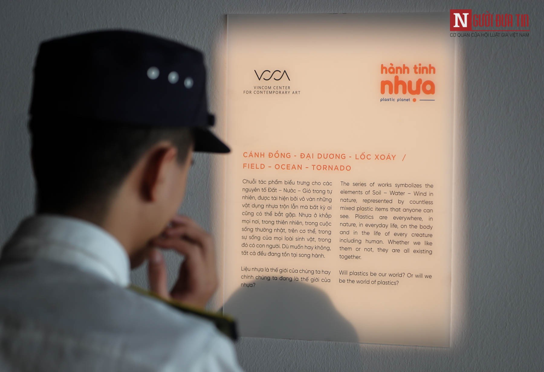 Môi trường - Hàng loạt tác phẩm nghệ thuật khổng lồ được biến hóa từ rác thải nhựa (Hình 14).