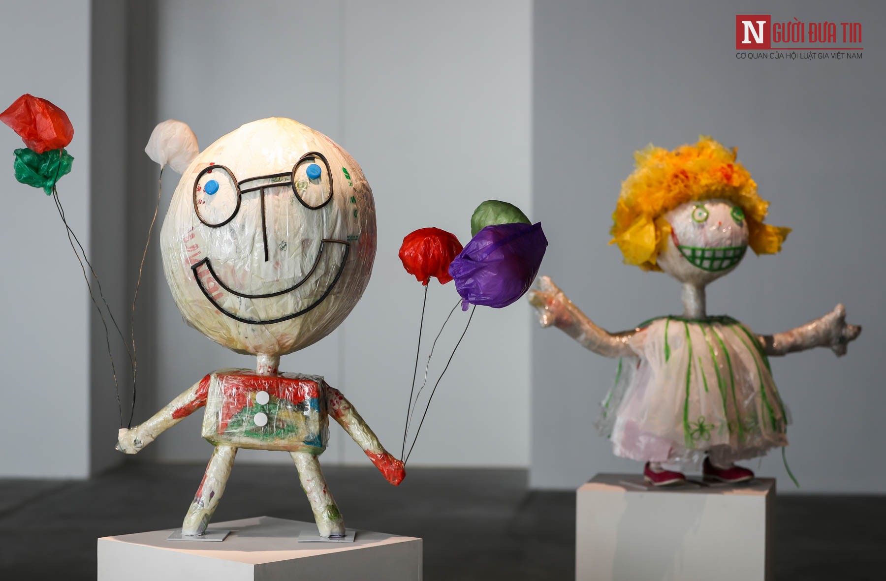 Môi trường - Hàng loạt tác phẩm nghệ thuật khổng lồ được biến hóa từ rác thải nhựa (Hình 4).