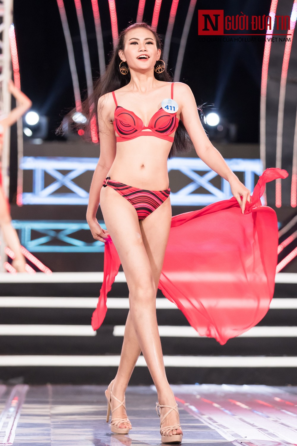 Sự kiện - 'Bỏng mắt' với màn trình diễn bikini của top 34 Miss Word Việt Nam 2019 (Hình 10).