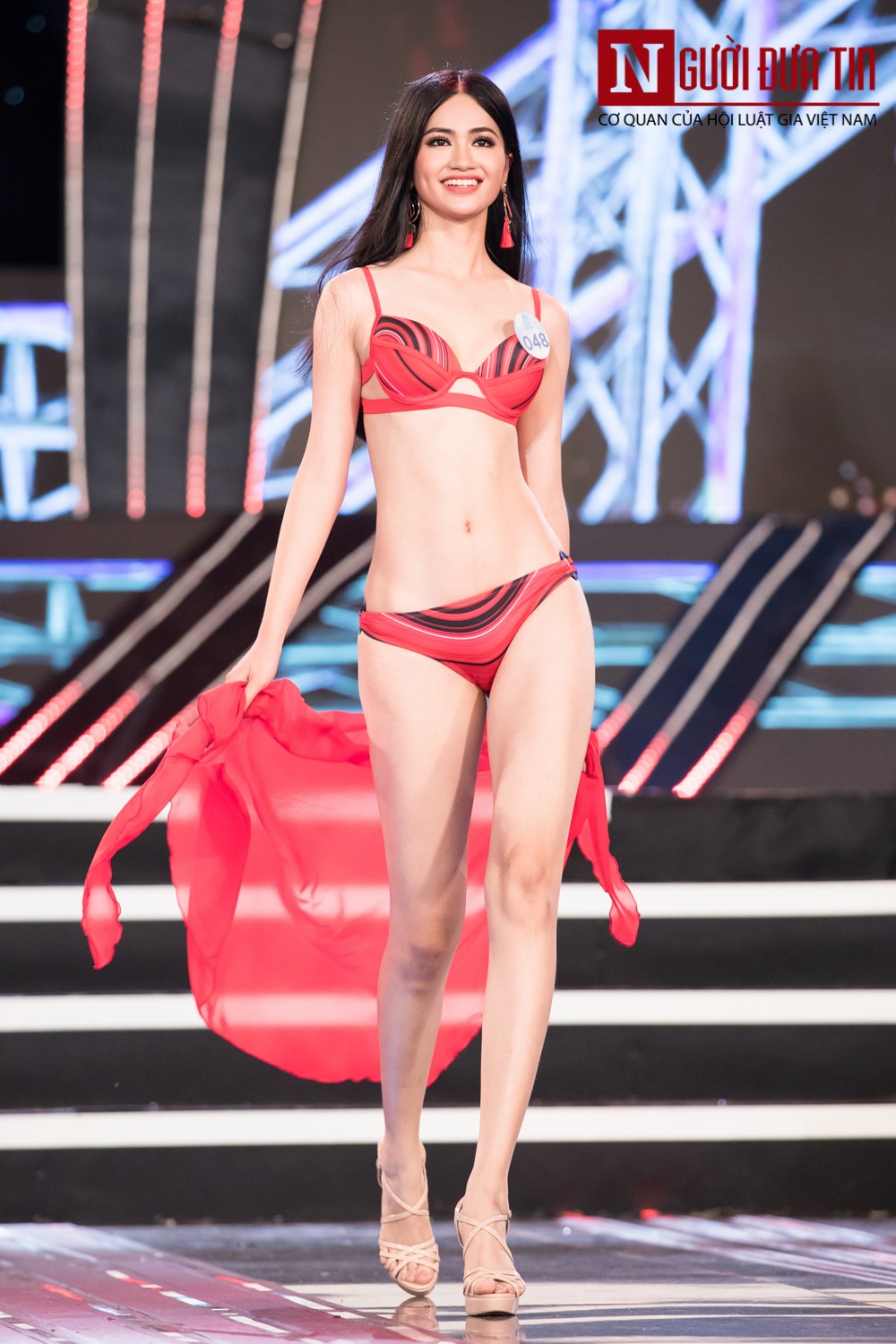 Sự kiện - 'Bỏng mắt' với màn trình diễn bikini của top 34 Miss Word Việt Nam 2019 (Hình 9).