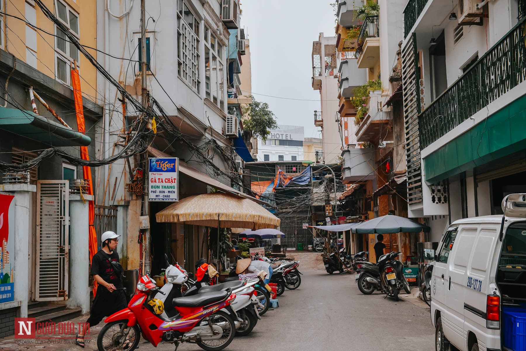 Văn hoá - Giải mã những con phố 'chưa đi đã hết' tại Hà Nội (Hình 4).