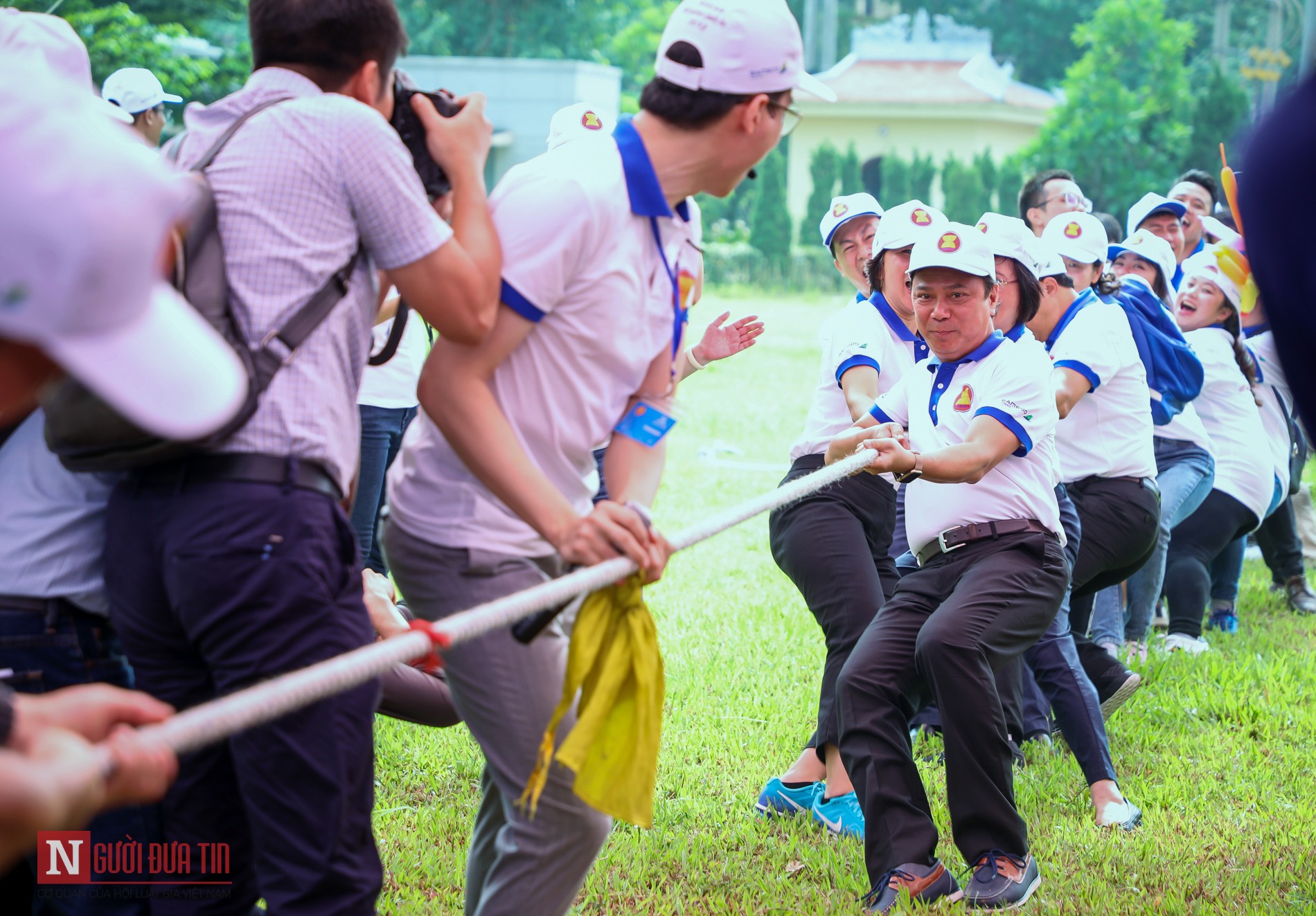 Tin nhanh - Thứ trưởng Bộ Ngoại giao cùng đại sứ, khách mời các nước đạp xe nhân ngày Gia đình ASEAN 2019 (Hình 10).