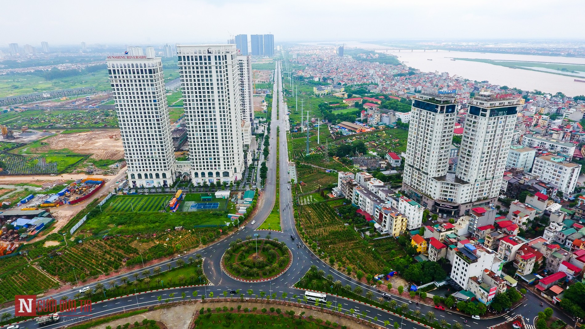 Đầu tư - Ngổn ngang rác thải, vật liệu trên tuyến đường nối hai vành đai sau 5 năm dang dở