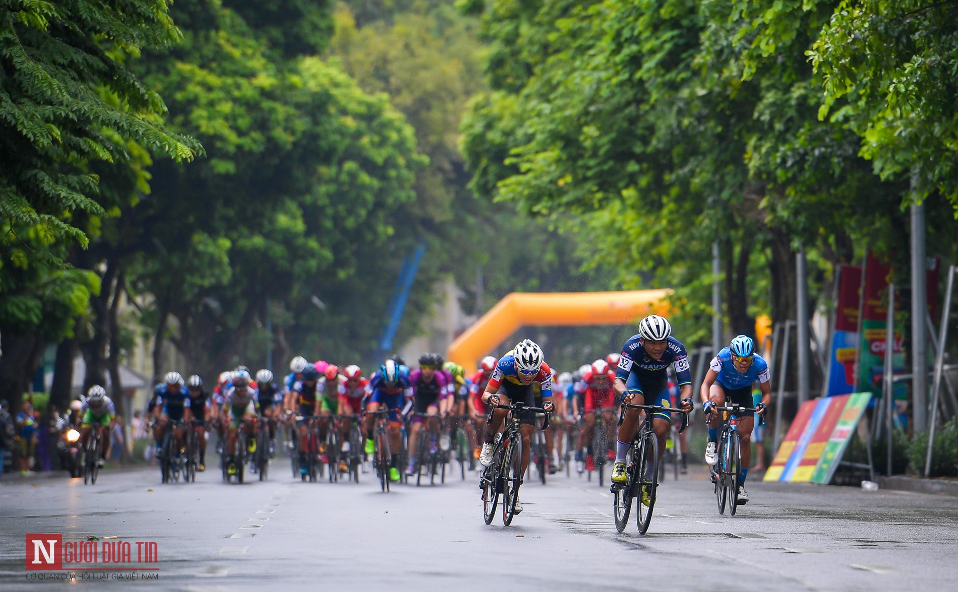 Tin nhanh - Chùm ảnh: 80 vận động viên tranh tài tại giải đua xe đạp quốc tế VTV Cup 2019