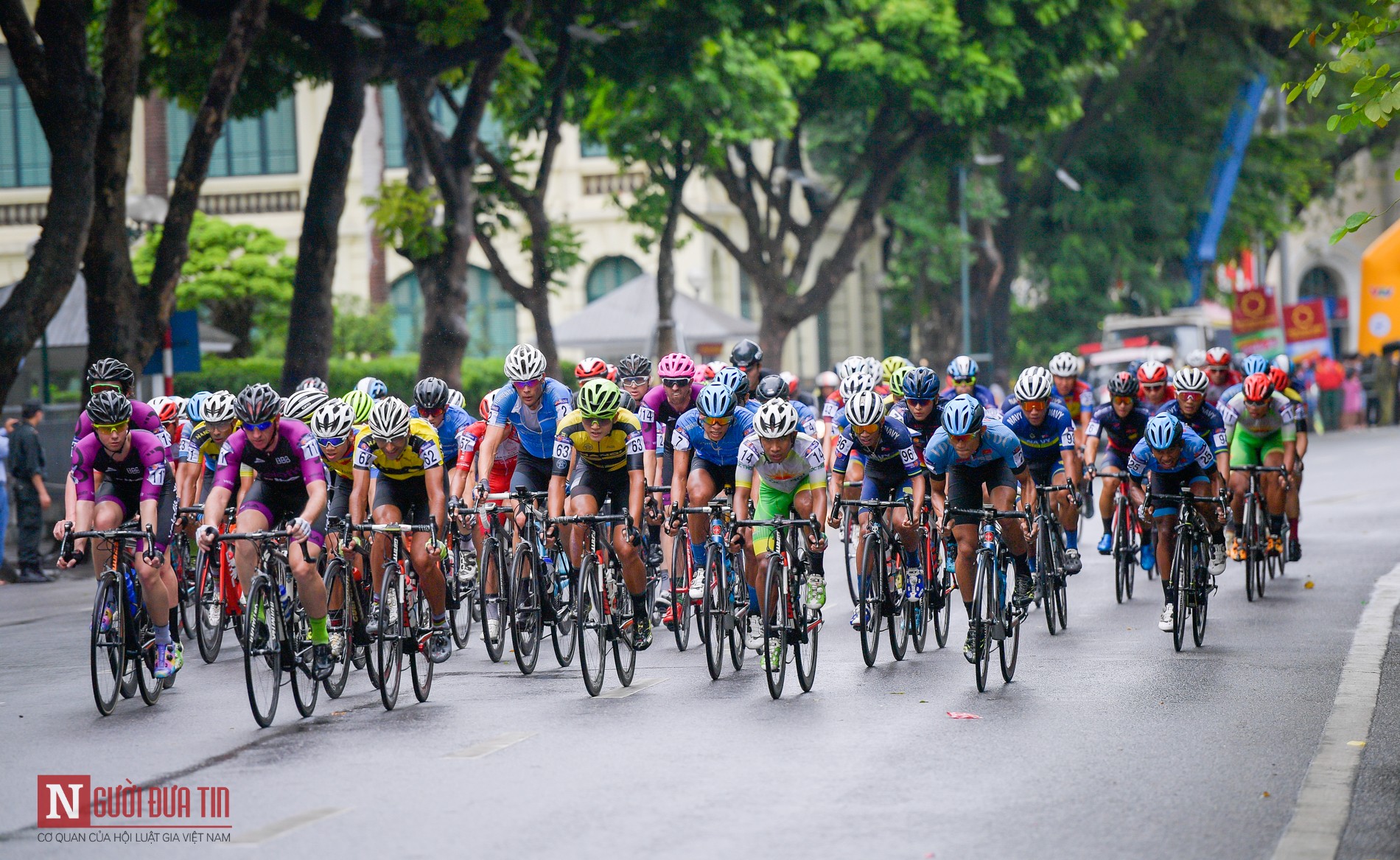 Tin nhanh - Chùm ảnh: 80 vận động viên tranh tài tại giải đua xe đạp quốc tế VTV Cup 2019 (Hình 2).