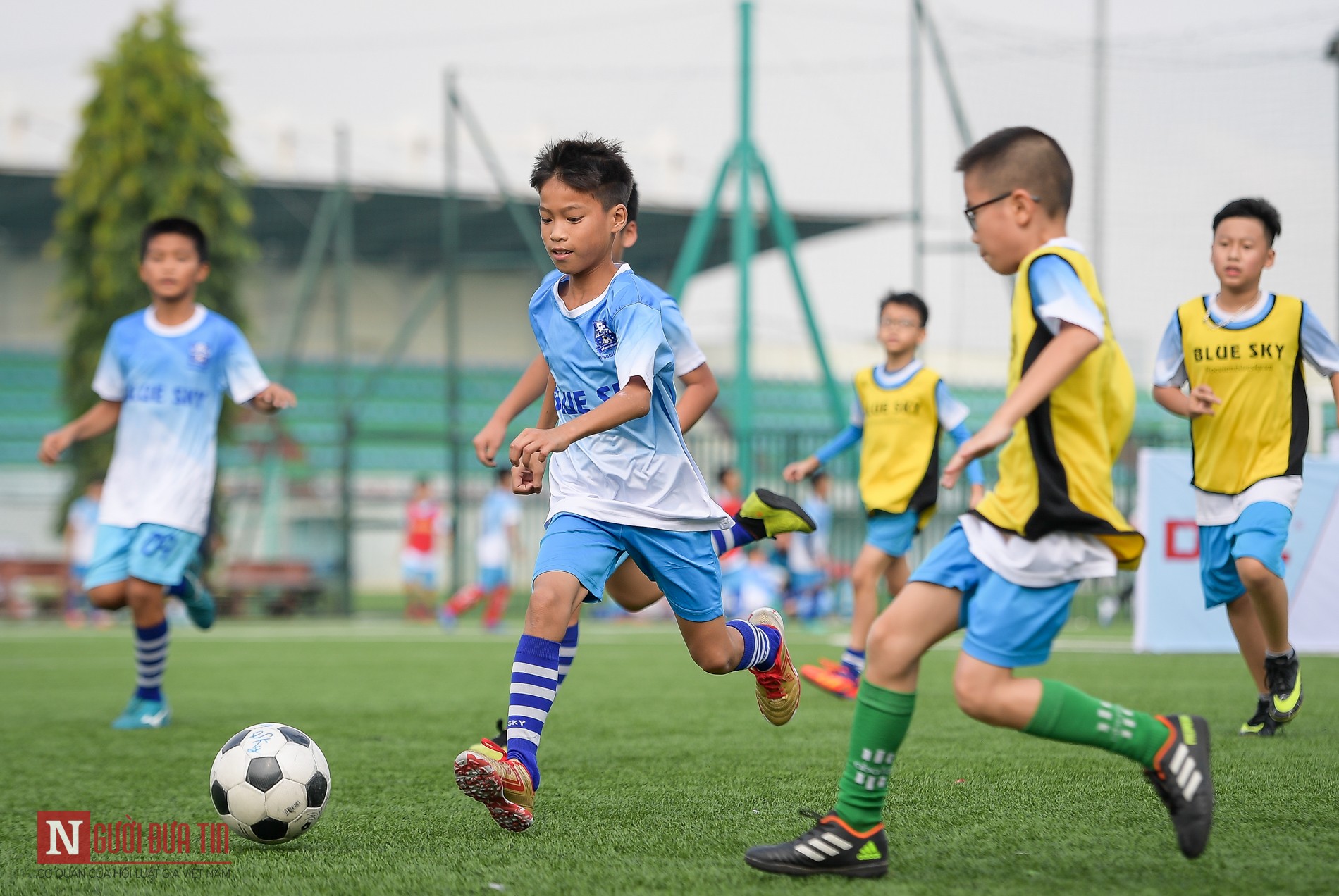 Thể thao - Màn so tài nảy lửa của các cầu thủ nhí tại giải Blue Sky Championship 2019 (Hình 7).