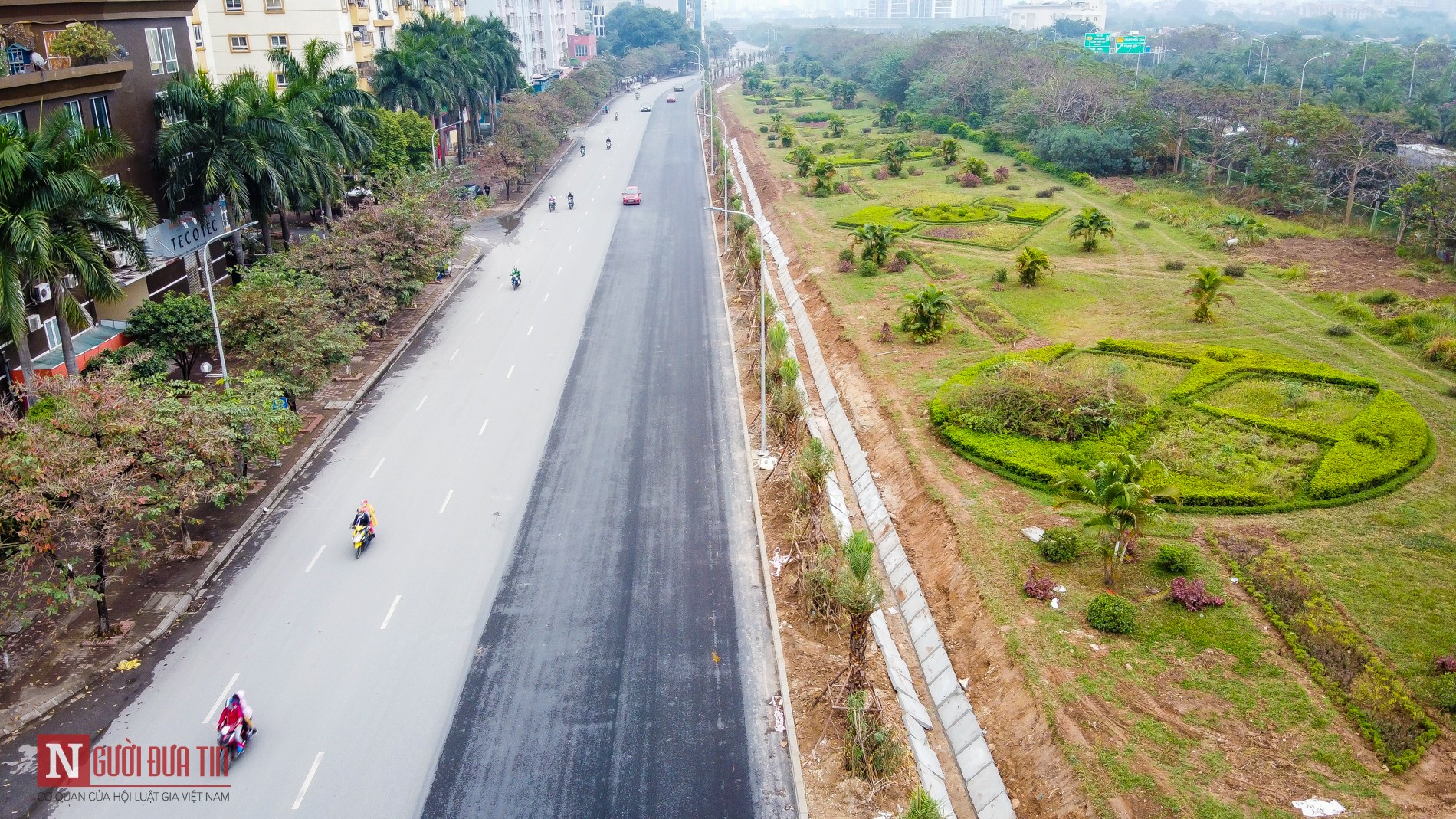 Tin nhanh - Toàn cảnh Đại Lộ Thăng Long được đầu tư 40 tỷ mở thêm 4 làn xe (Hình 2).