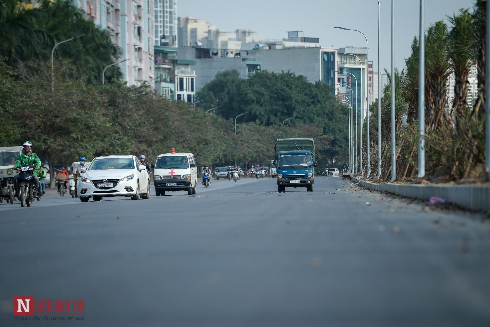 Tin nhanh - Toàn cảnh Đại Lộ Thăng Long được đầu tư 40 tỷ mở thêm 4 làn xe (Hình 4).