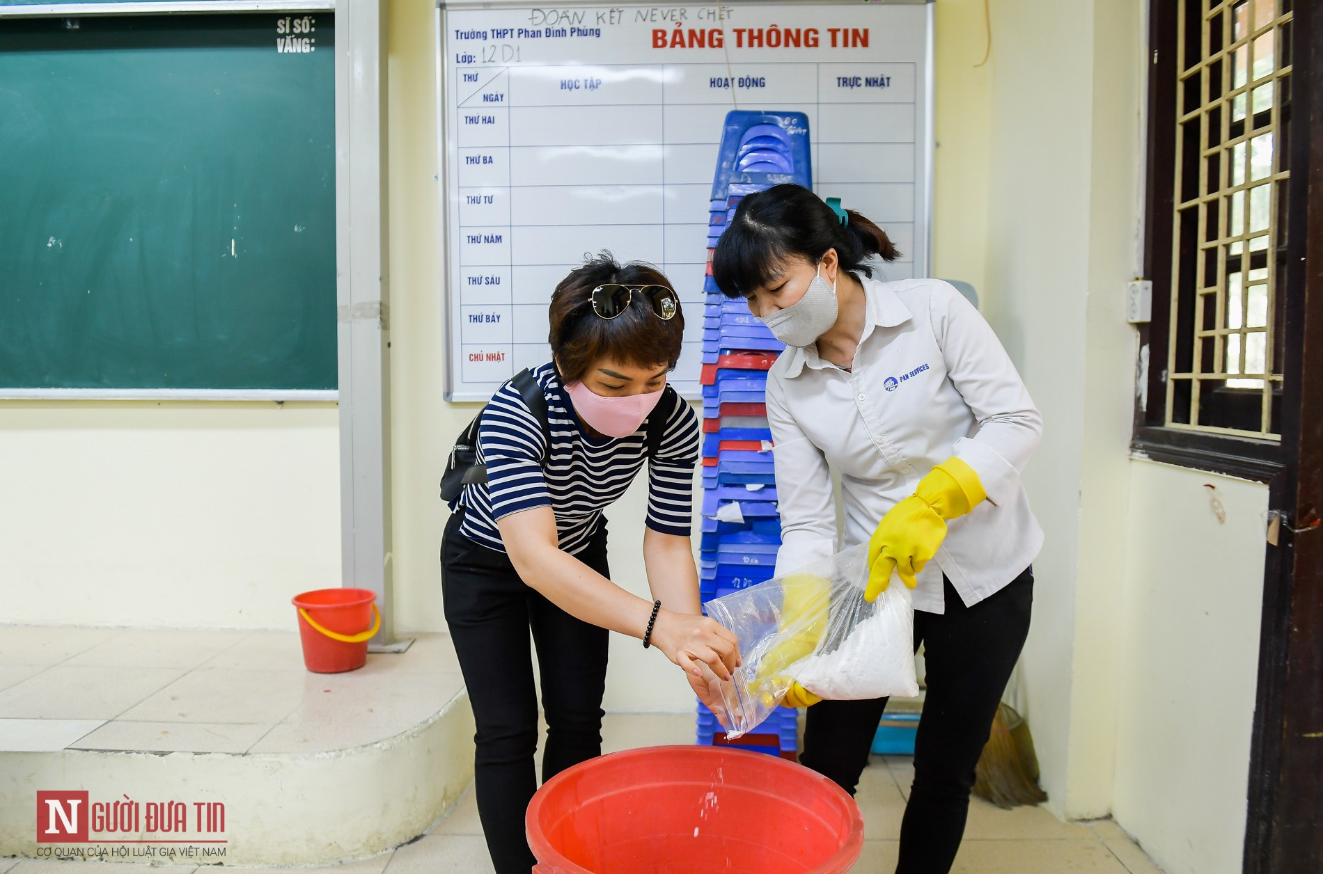 Tin nhanh - Hà Nội: Trường học tổng vệ sinh, chuẩn bị đón học sinh đi học (Hình 5).