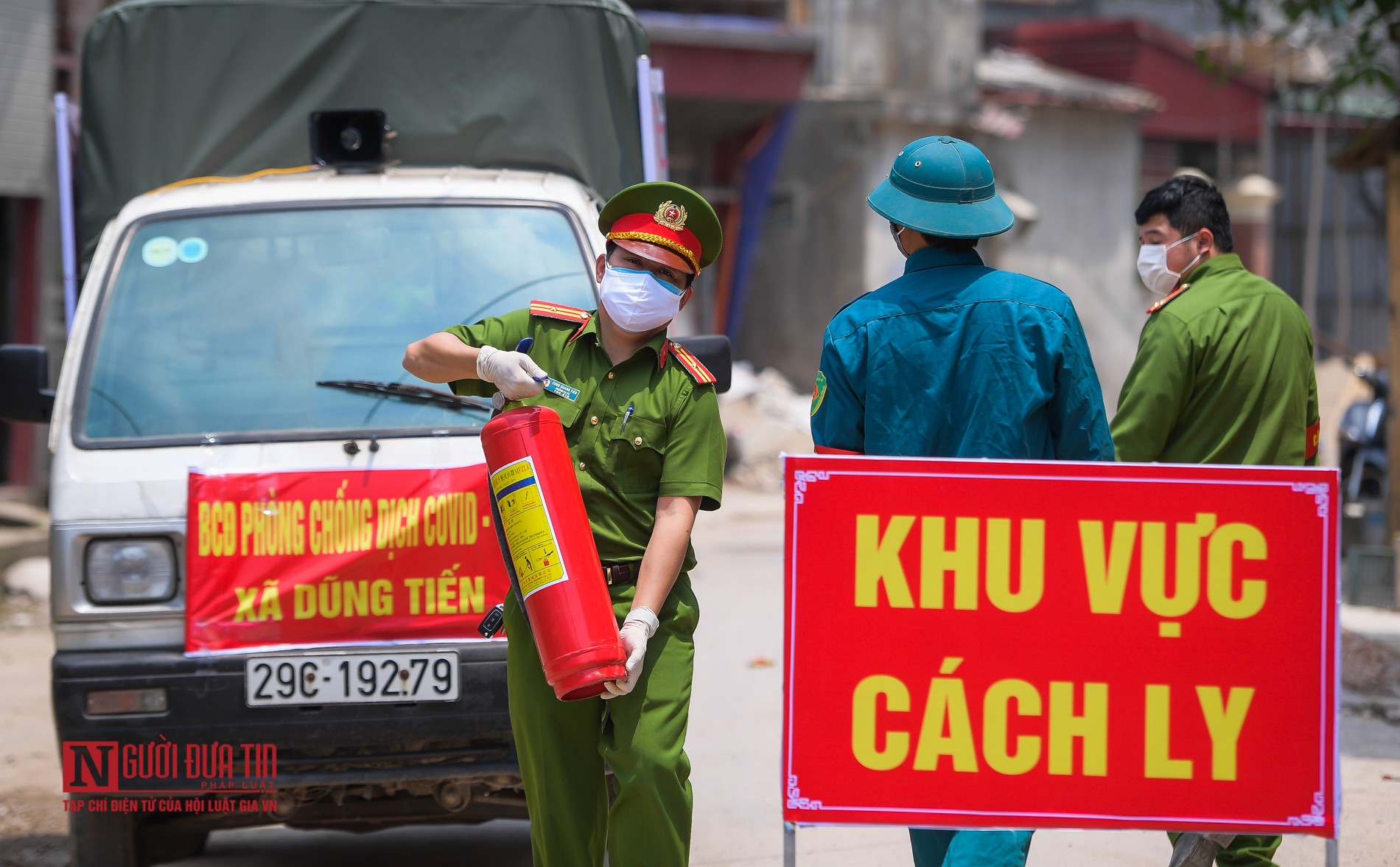 Tin nhanh - Hà Nội: Phong tỏa, phun khử trùng khu vực nơi bệnh nhân 266 cư trú (Hình 17).