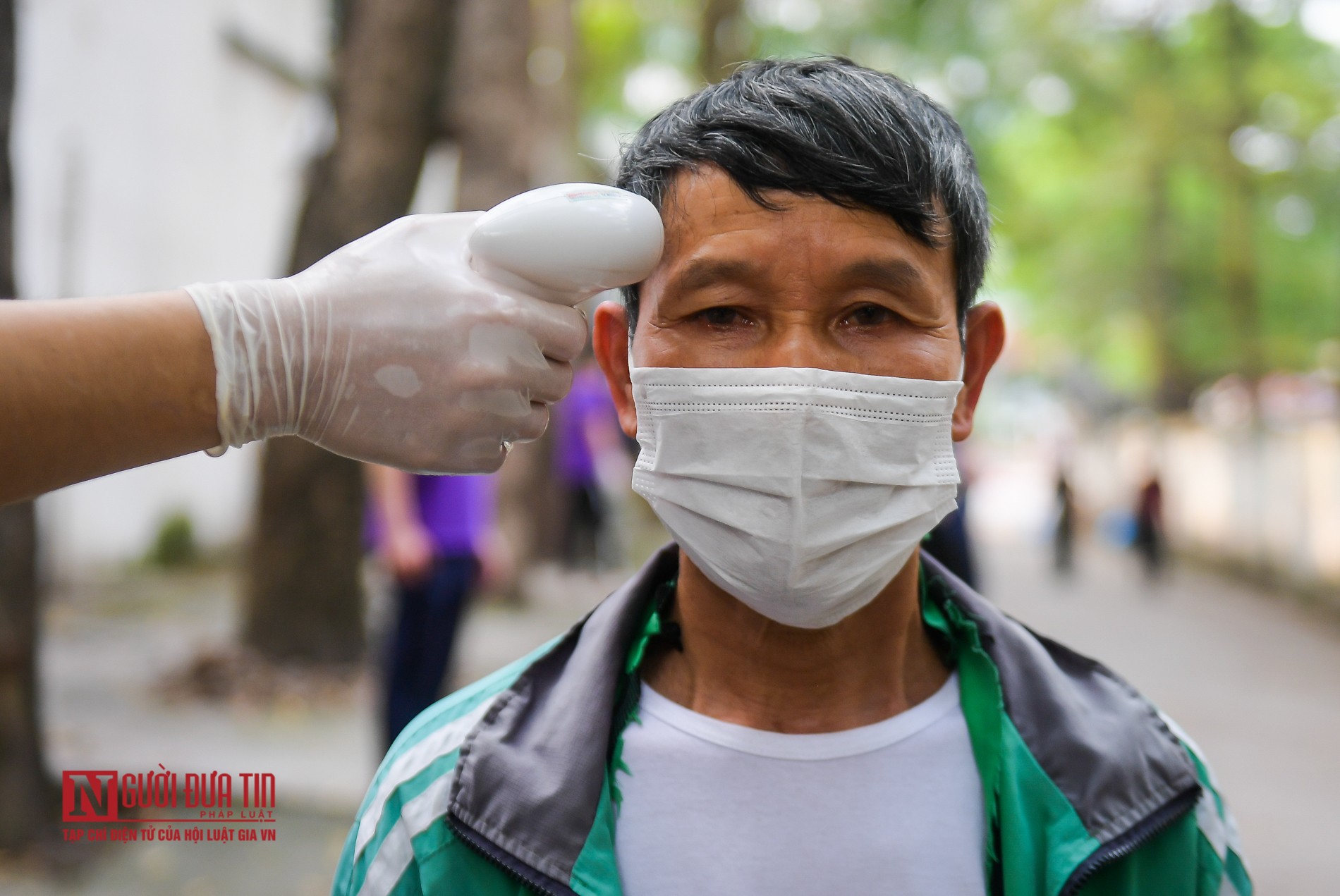 Tin nhanh - Sau “ATM gạo”, bác sĩ mở “ATM mì tôm” giúp đỡ người có hoàn cảnh khó khăn (Hình 6).