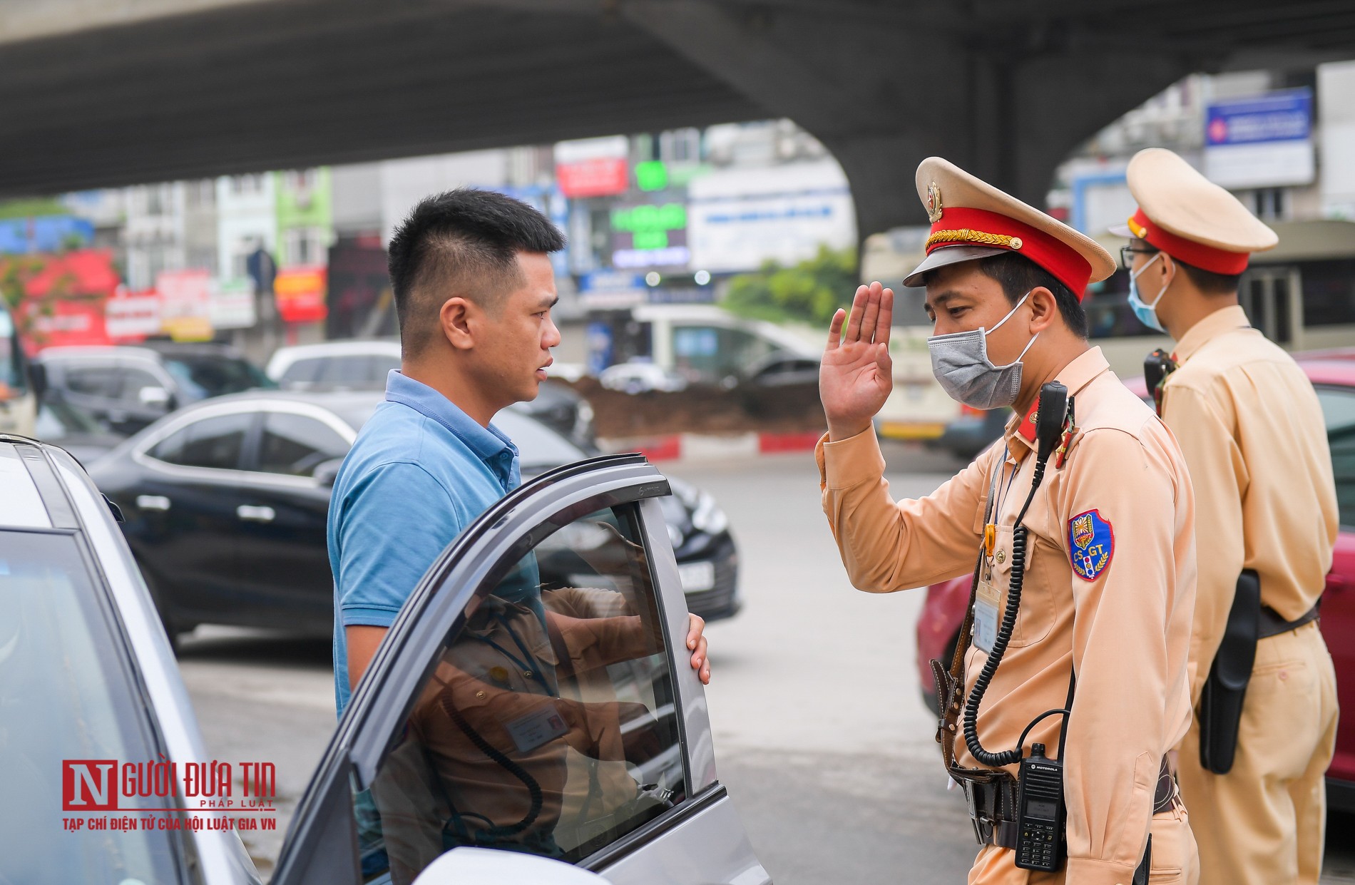 Tin nhanh - Nhiều người bị xử lý trong ngày đầu CSGT ra quân tổng kiểm soát (Hình 3).