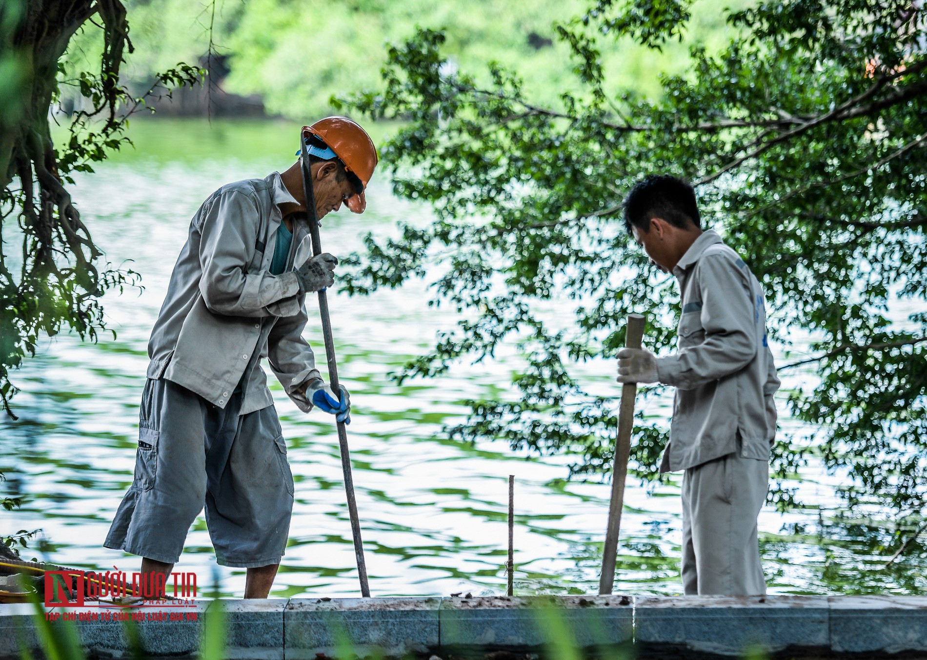 Tin nhanh - Vỉa hè Hồ Gươm 'thay áo mới' (Hình 9).