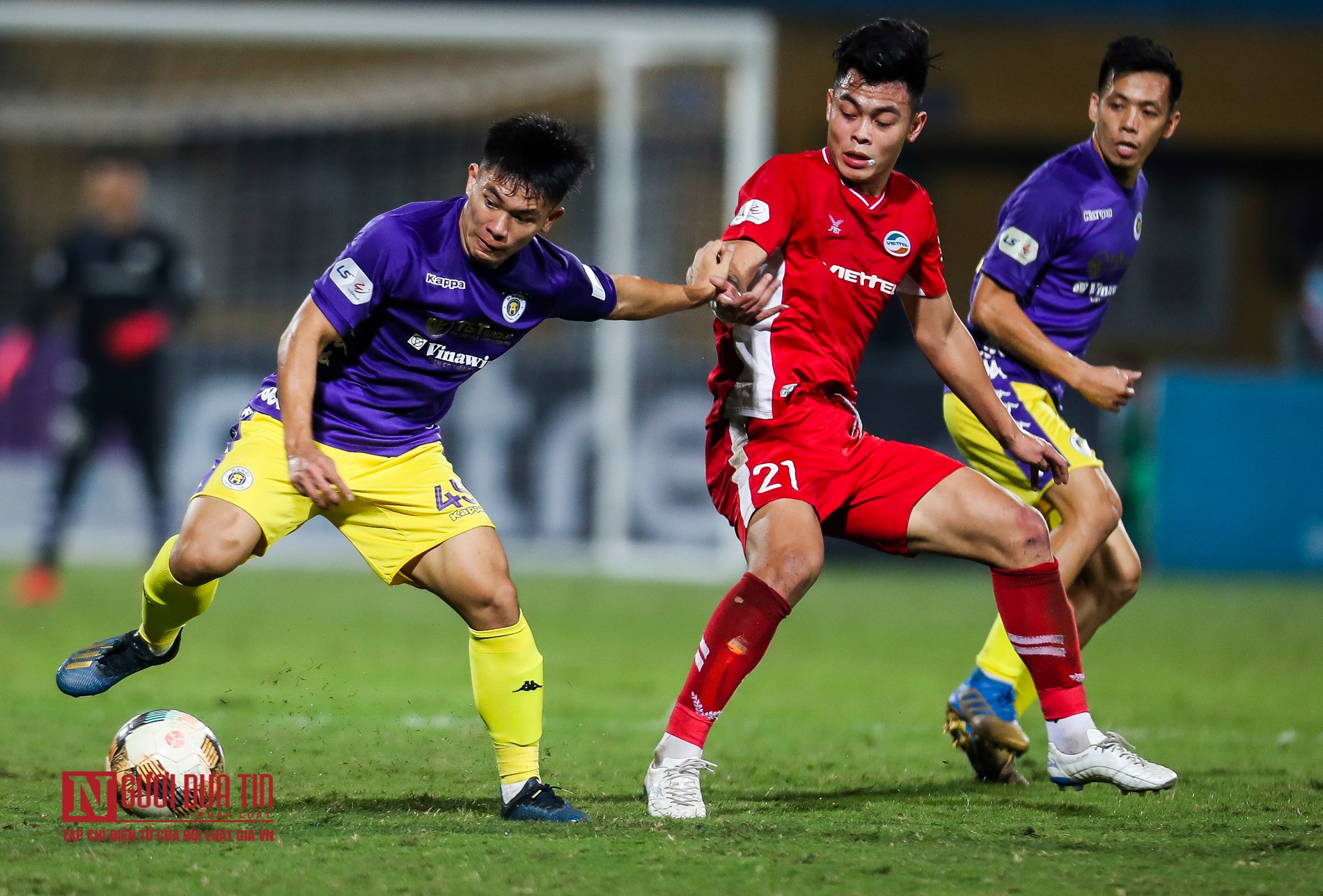 Tin nhanh - Chùm ảnh: Cầm hòa 0-0, Viettel giữ vững ngôi đầu bảng (Hình 12).