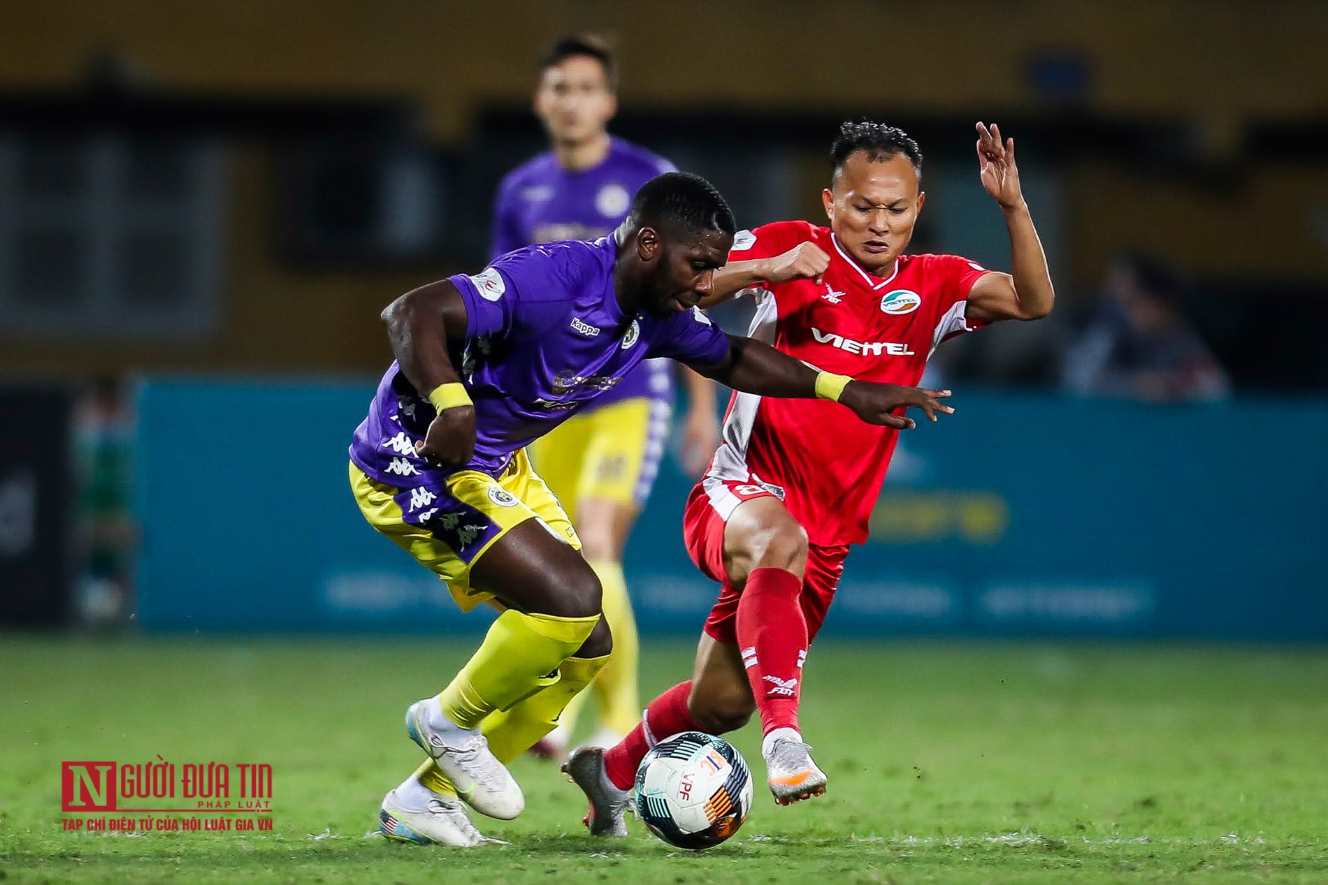 Tin nhanh - Chùm ảnh: Cầm hòa 0-0, Viettel giữ vững ngôi đầu bảng (Hình 7).