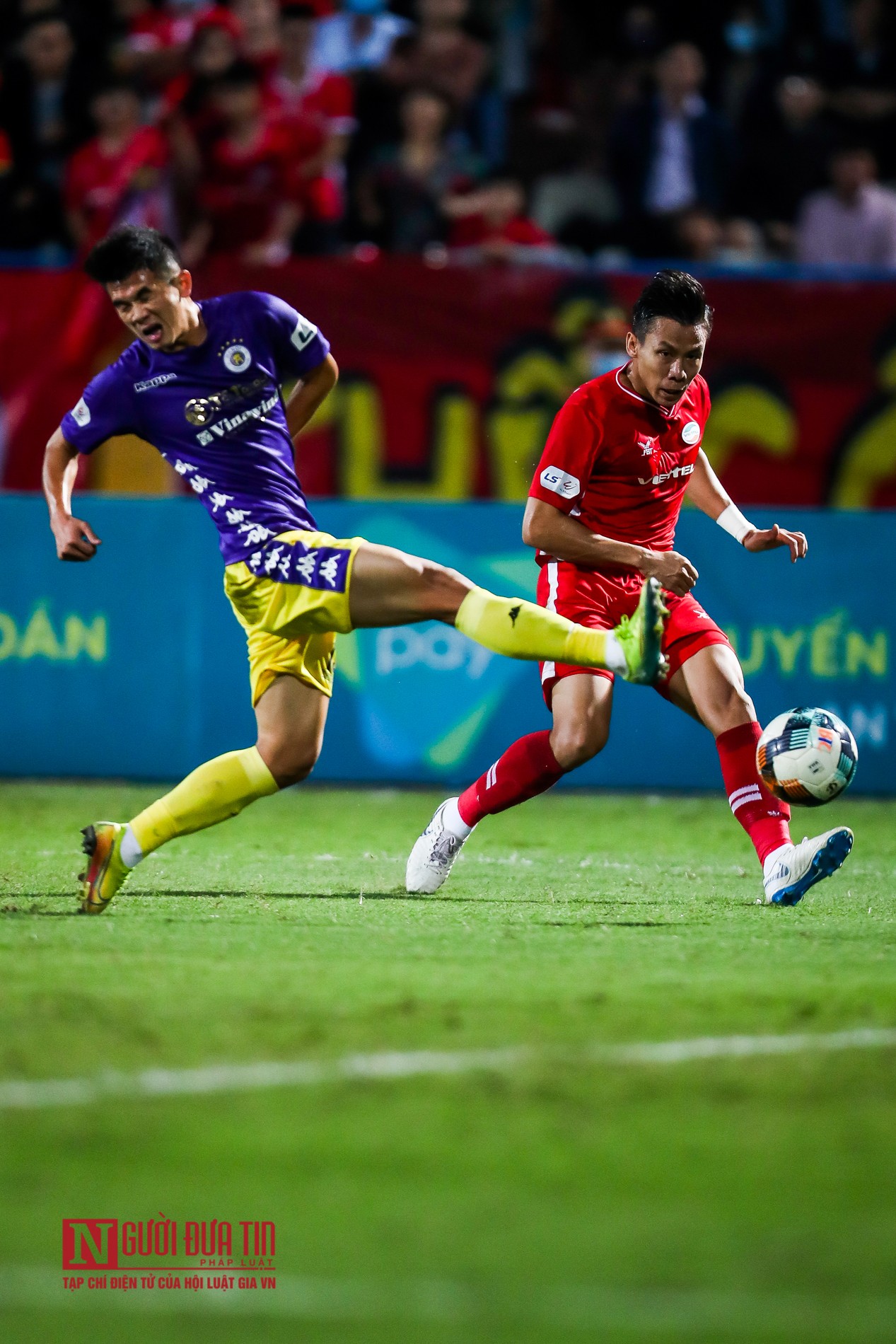 Tin nhanh - Chùm ảnh: Cầm hòa 0-0, Viettel giữ vững ngôi đầu bảng (Hình 14).